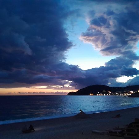 Hotel Prinos Himare Exterior foto